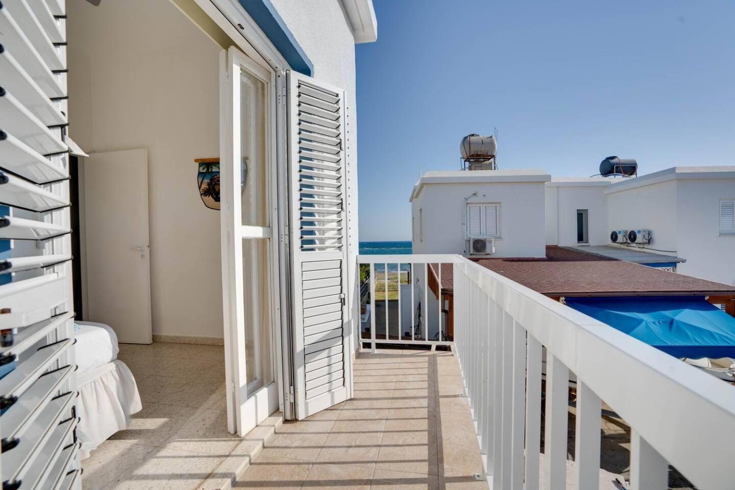 Ammos Villa 20 Side Seaview Ларнака Экстерьер фото