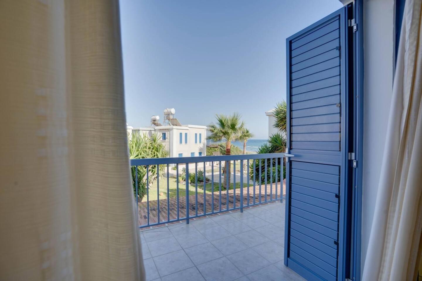 Ammos Villa 20 Side Seaview Ларнака Экстерьер фото