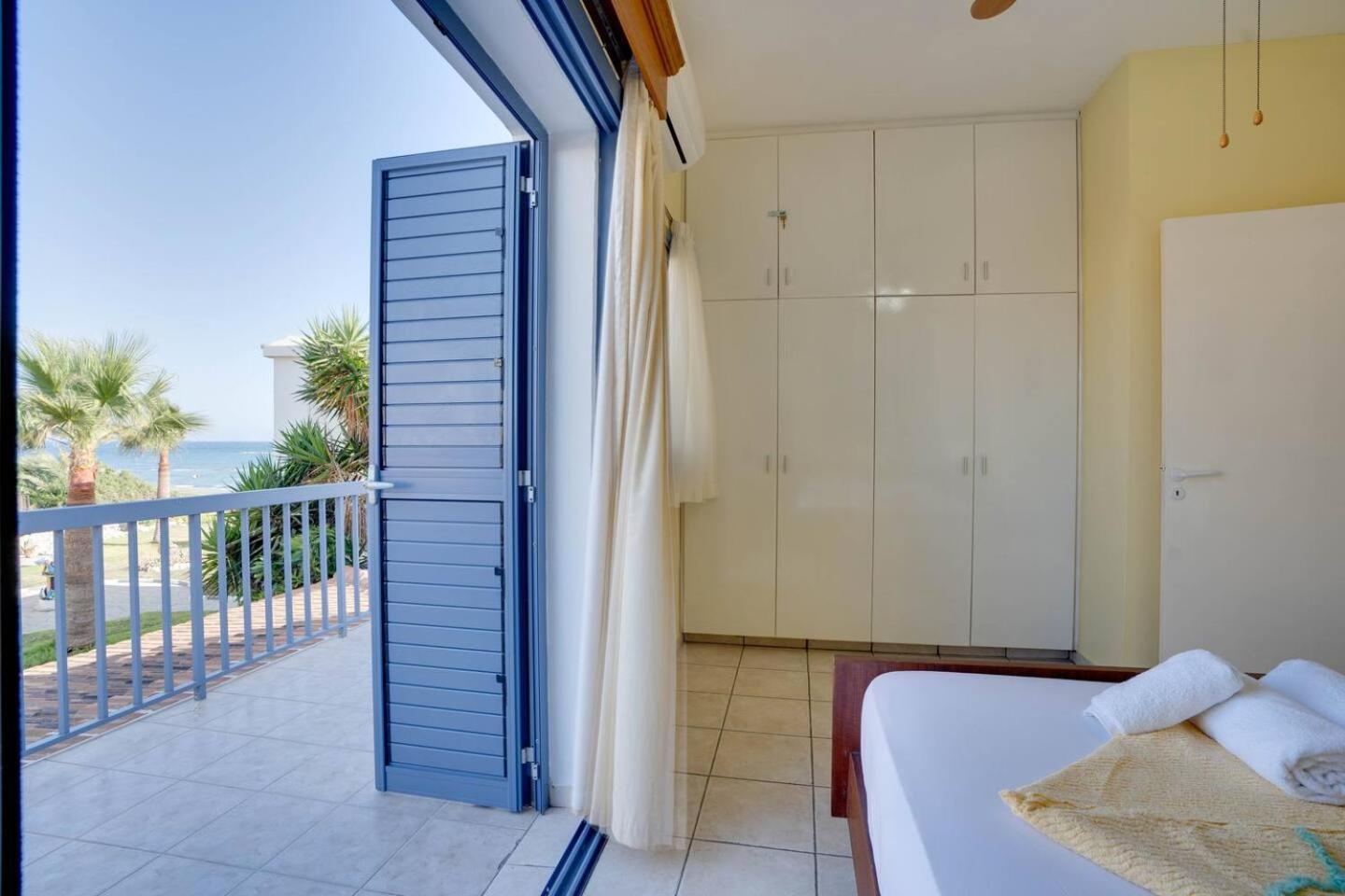 Ammos Villa 20 Side Seaview Ларнака Экстерьер фото