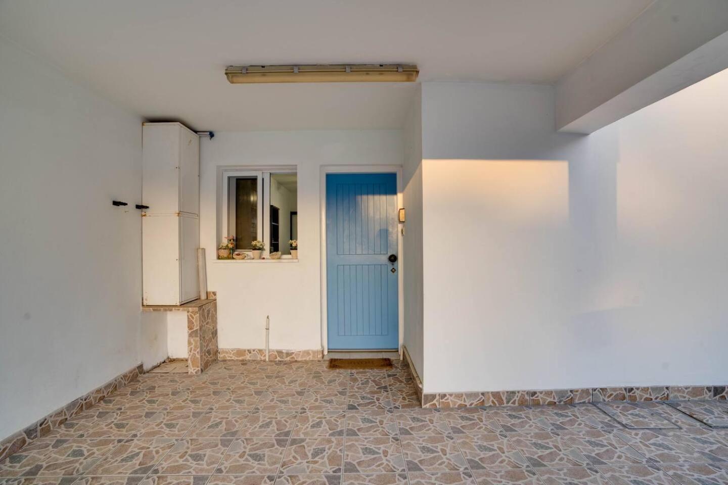 Ammos Villa 20 Side Seaview Ларнака Экстерьер фото