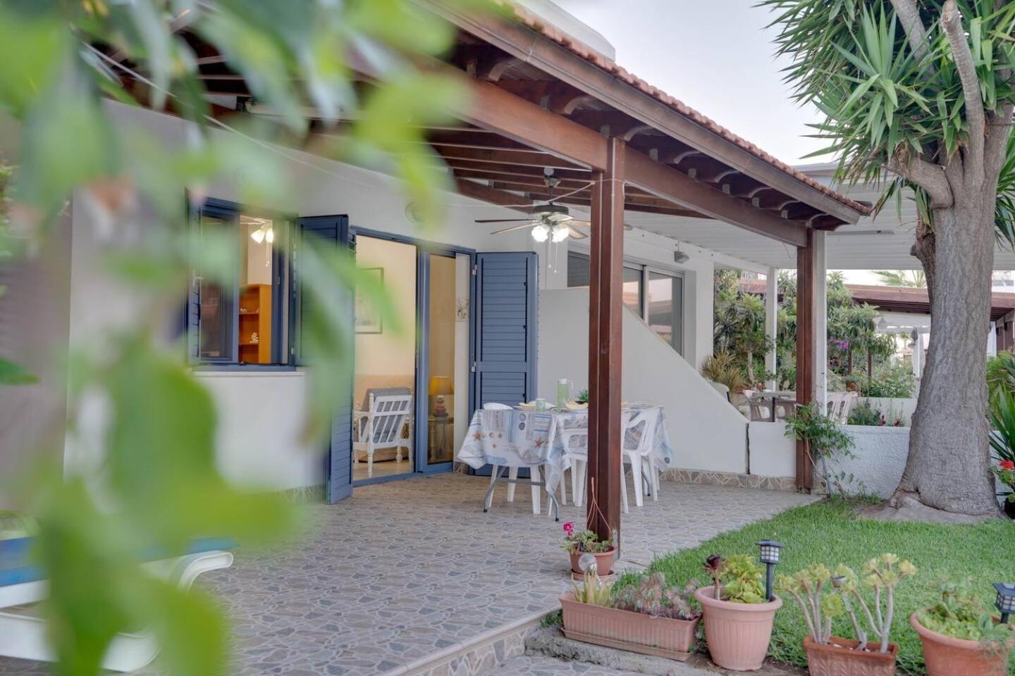 Ammos Villa 20 Side Seaview Ларнака Экстерьер фото
